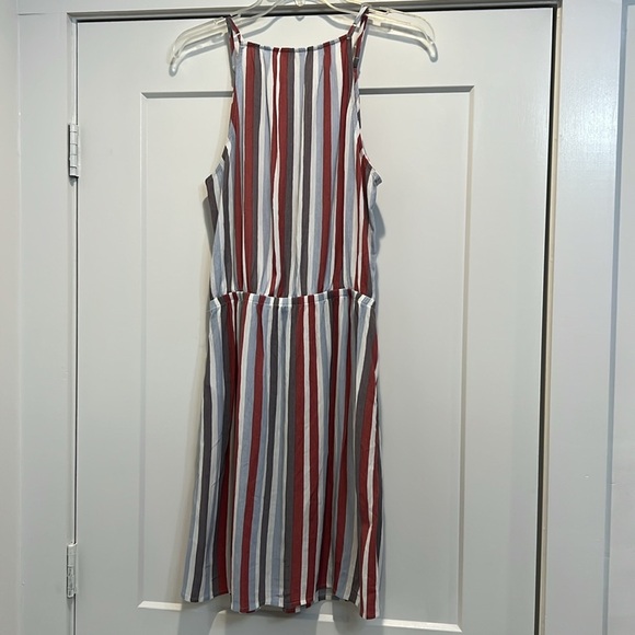 Market & Spruce Red and White Tiered Wrap Sundress size medium. - Picture 11 of 11